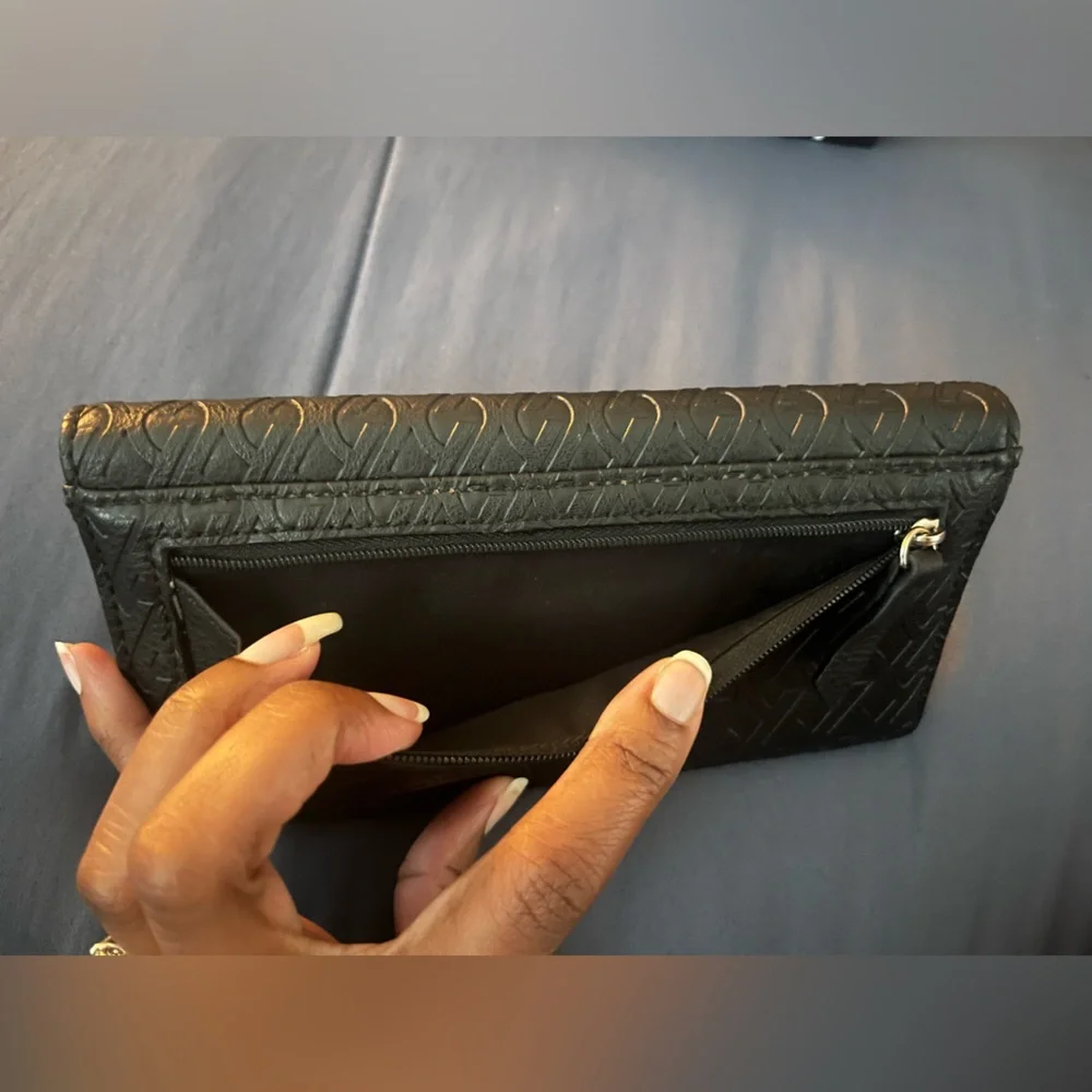 EUC Nine West Wallet - Black